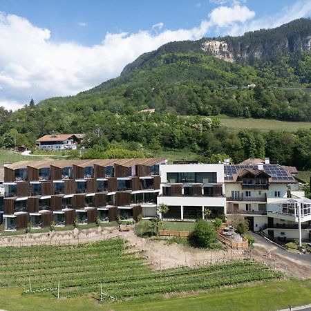 Hotel Tenz Montagna Buitenkant foto
