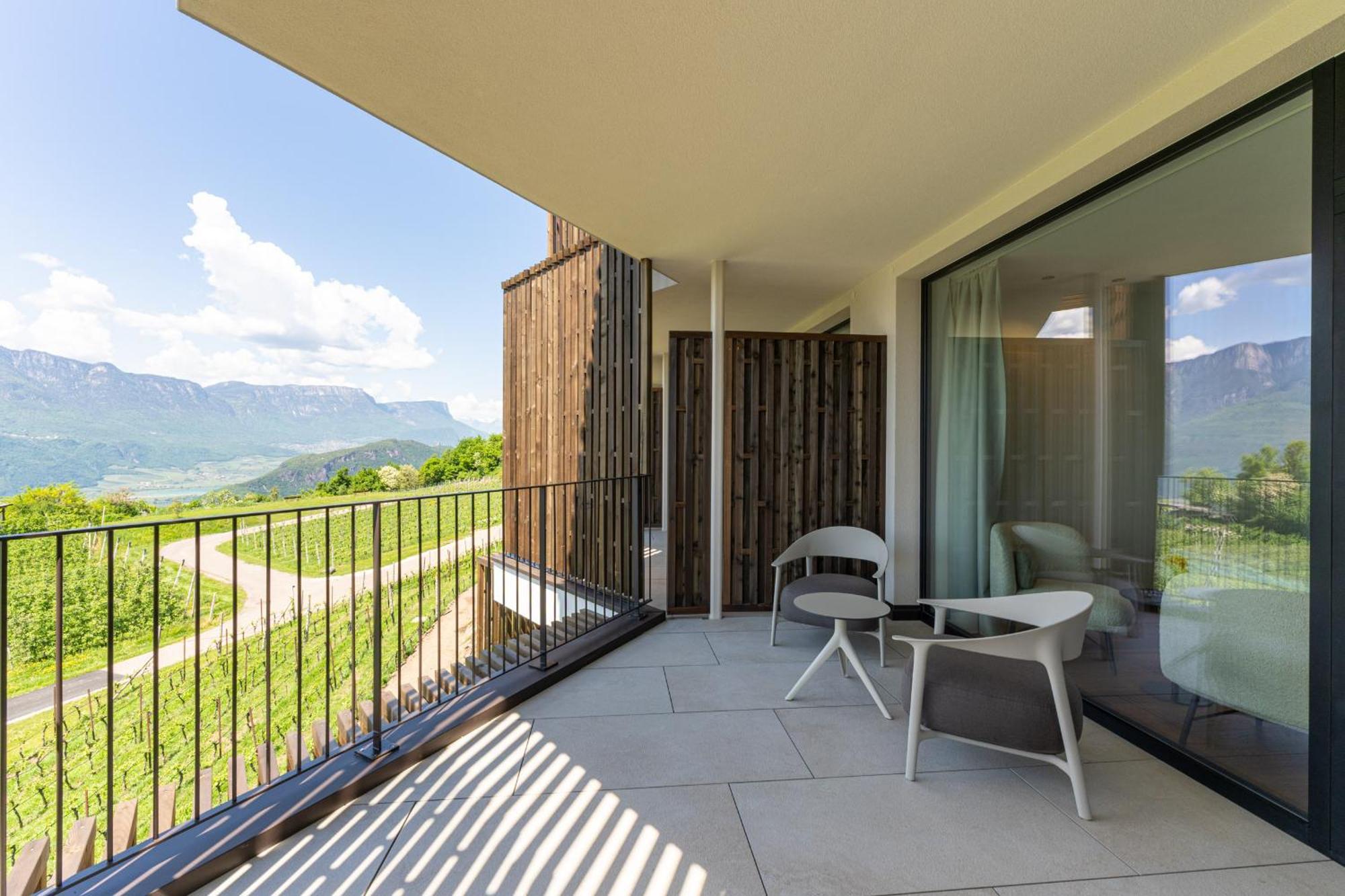 Hotel Tenz Montagna Buitenkant foto